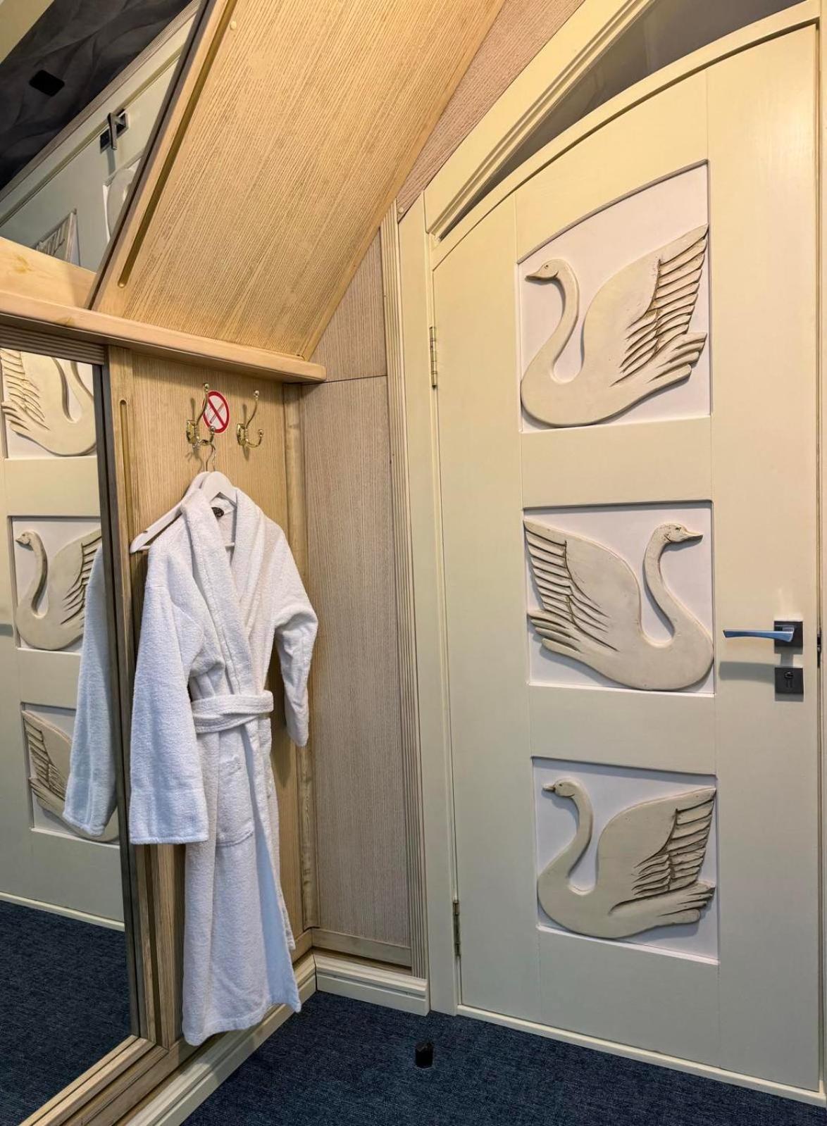 Hotel Veles Zolotonosha Zewnętrze zdjęcie