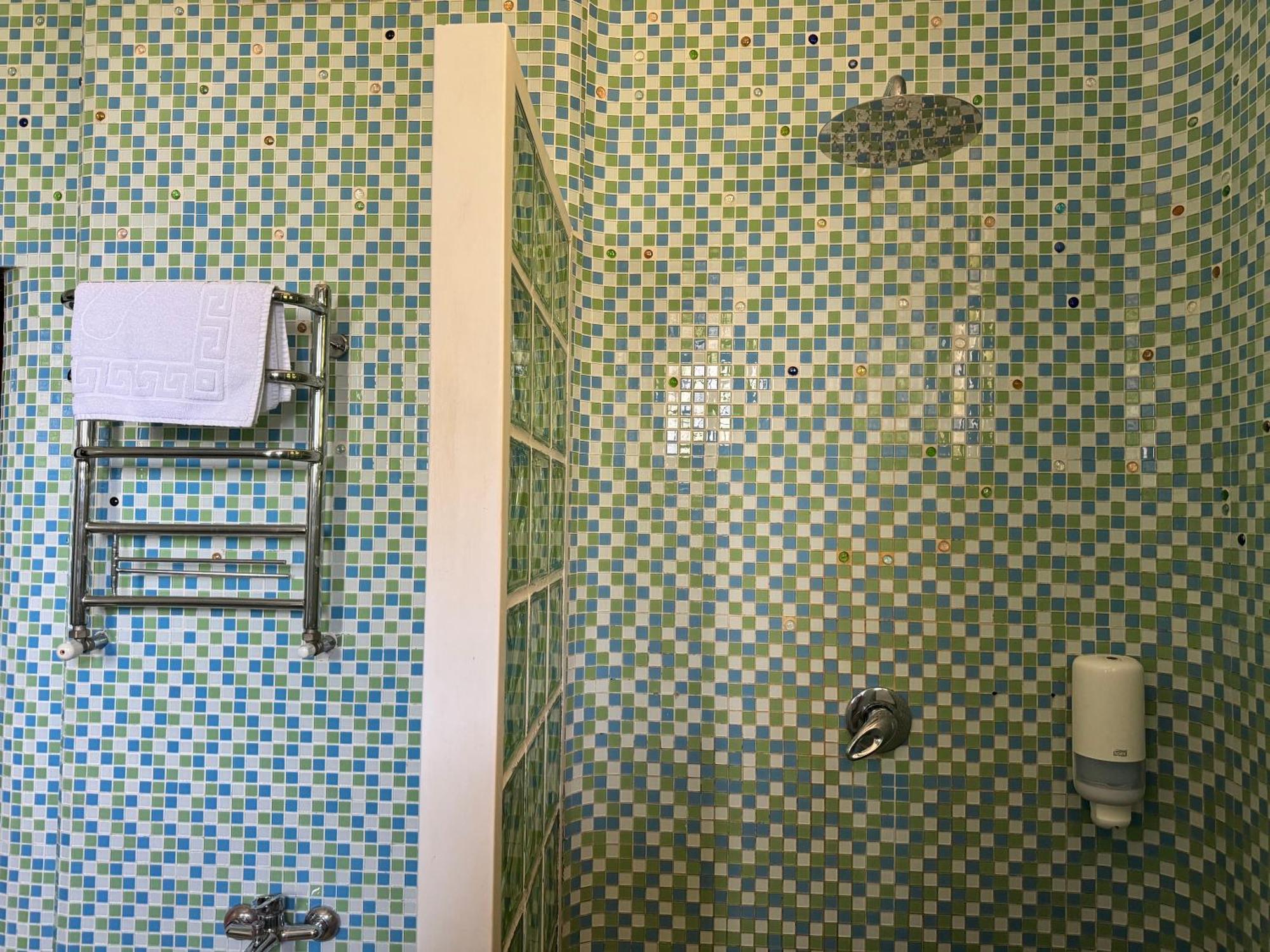 Hotel Veles Zolotonosha Zewnętrze zdjęcie